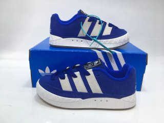 MP blue shoes