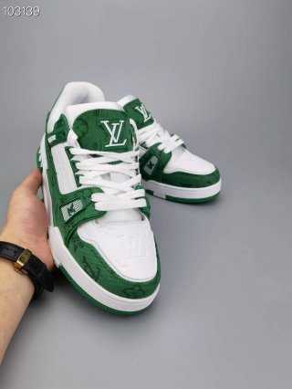 Lv greeen shoes