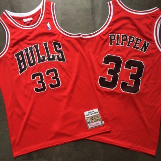 Bulls-33-Scottie-Pippen-Red-1997-98-Hardwood-Classics-Mesh-Jersey