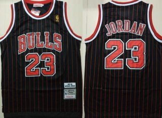 Bulls-23-Michael-Jordan-Red-1992-93-Hardwood-Classics-Swingman-Jersey