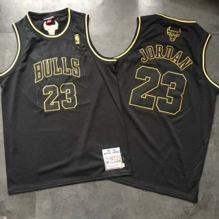 Bulls-23-Michael-Jordan-Black-1997-98-Season-Hardwood-Classics-Jersey