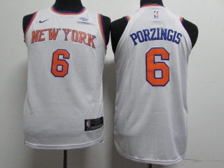 Knicks-6-Kristaps-Porzingis-White-Nike-Youth-Authentic-Jersey