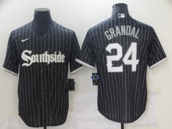 Men's Chicago White Sox #24 Yasmani Grandal Black 2021 City Connect cool base jersey