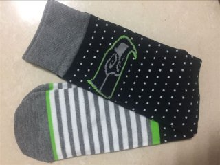 Seattle-Seahawks-Team-Logo-Black-Gray-NFL-Socks