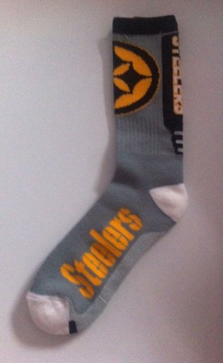 Pittsburgh-Steelers-Team-Logo-Gray-NFL-Socks