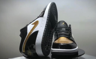 Jordan 1 black gold shoes
