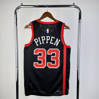 Chicago Bulls Scottie Pippen 2023-24 Swingman Jersey - City Edition