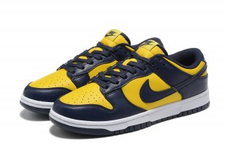 Dunk black yellow shoes