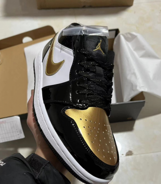 Jordan1 black gold men shoes
