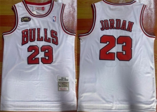 Chicago Bulls #23 Michael Jordan White 1997-98 NBA Finals Stitched Jersey