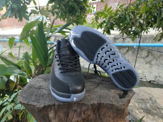 Jordan 12 black men shoes