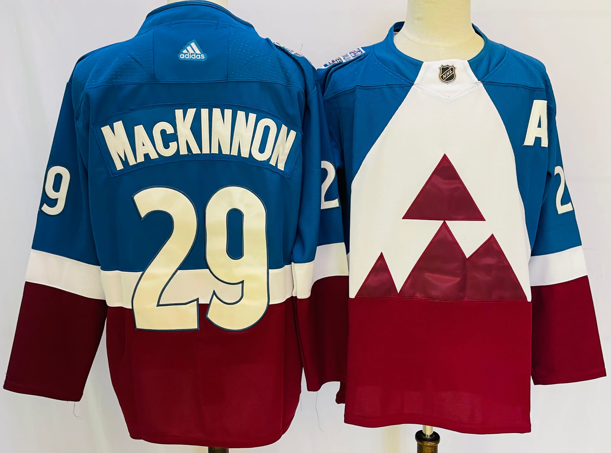 Men's Colorado Avalanche #29 Nathan MacKinnon blue Stitched Jersey